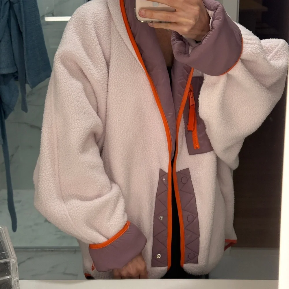 Free People Movement Hit The Slopes Shawl - Picture 4 of 5